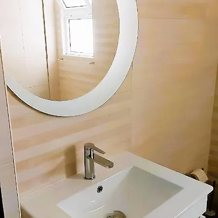 Flat 2 Bedrooms Palmeira 아파트 *